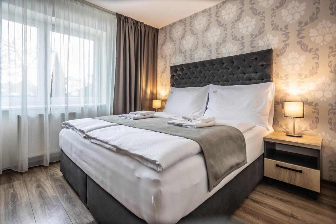 Hotel Demanova Apartments - Dependance Liptovský Mikuláš Екстериор снимка
